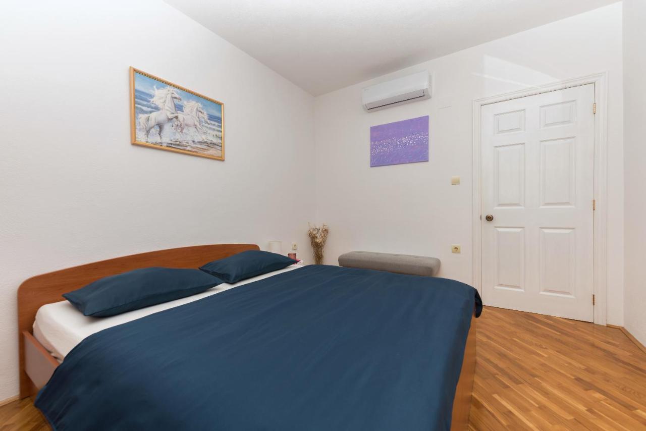 מאקרסקה Skiljini Dvori - Studio-Apartman 1 מראה חיצוני תמונה